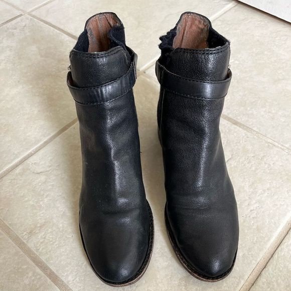 Black booties  - Picture 2 of 14